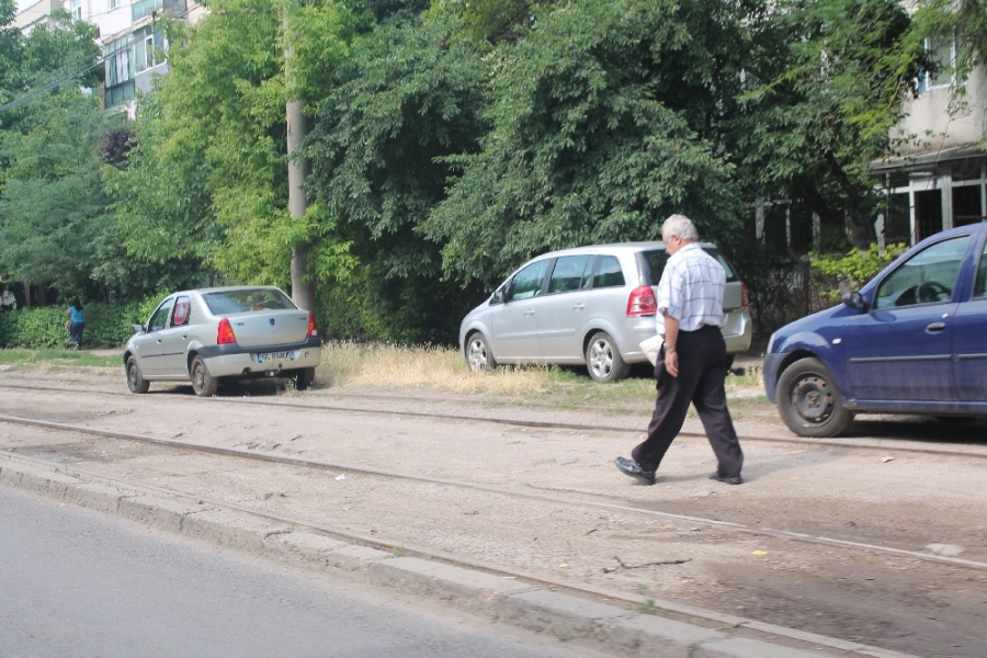 STRADA JUMI-JUMA DIN GALAŢI - Drum de oraş pe o parte, drum de ţară pe cealaltă