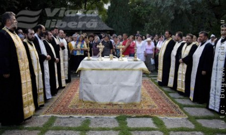 La Maica „Precista”, să-i spunem bucuriile şi întristările