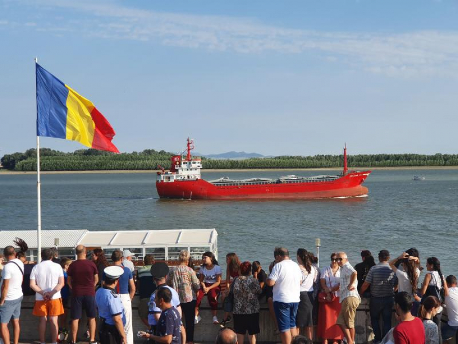 Cum ne distrăm de Ziua Marinei pe Faleza Dunării. Contract de 60.000 de lei