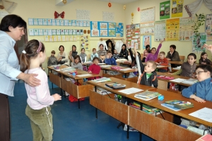 Investiţii MINIME în educaţia din provincie