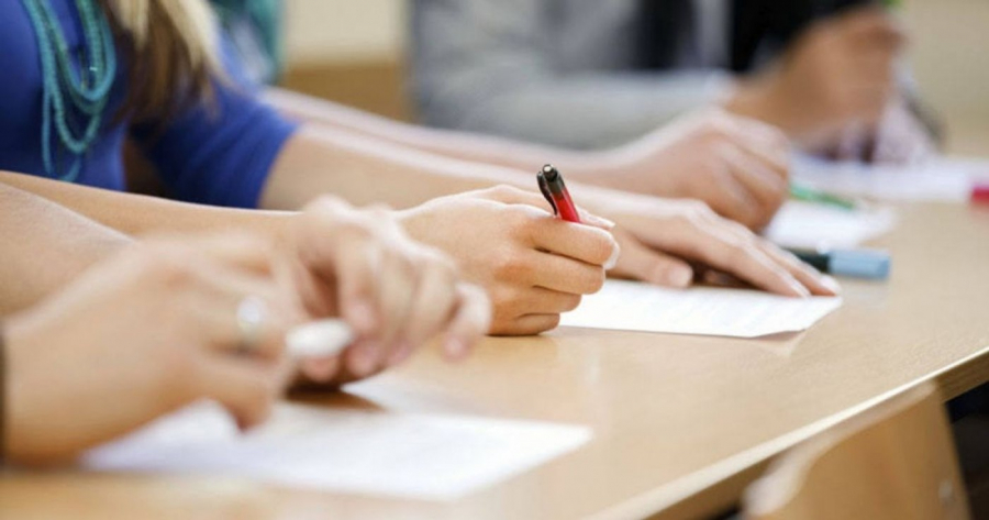 Examen de bacalaureat modificat şi noi planuri-cadru la liceu