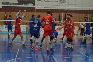 Campionii, mai greu decât se aşteptau