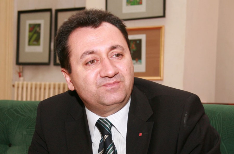 Politica agentului termic şi a agentului electoral