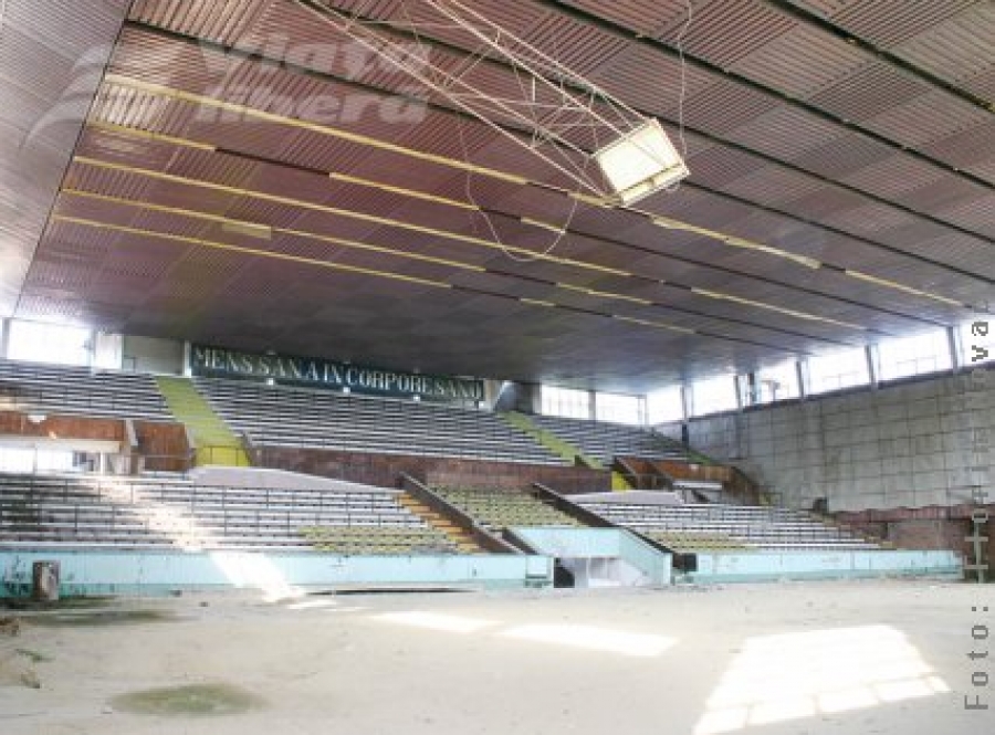 Bani pentru reţele de căldură, anvelopare şi Sala Sporturilor