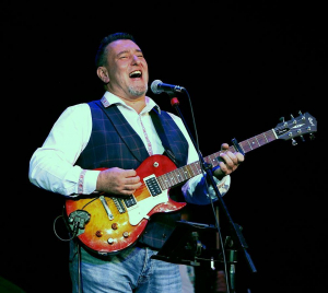 Mihail Anton, Omul din Sarmisegetusa