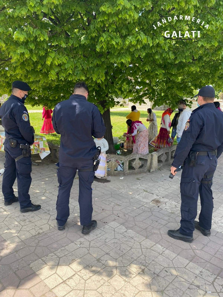 Picnic în cimitir, terminat cu amenzi