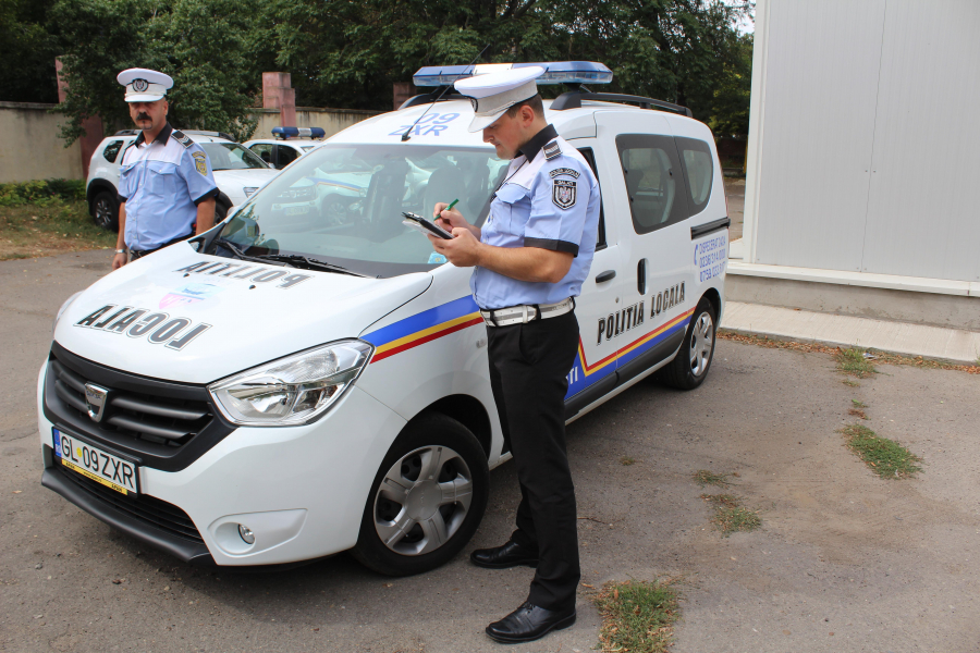 Comercianţii de maşini, verificaţi de poliţiştii locali