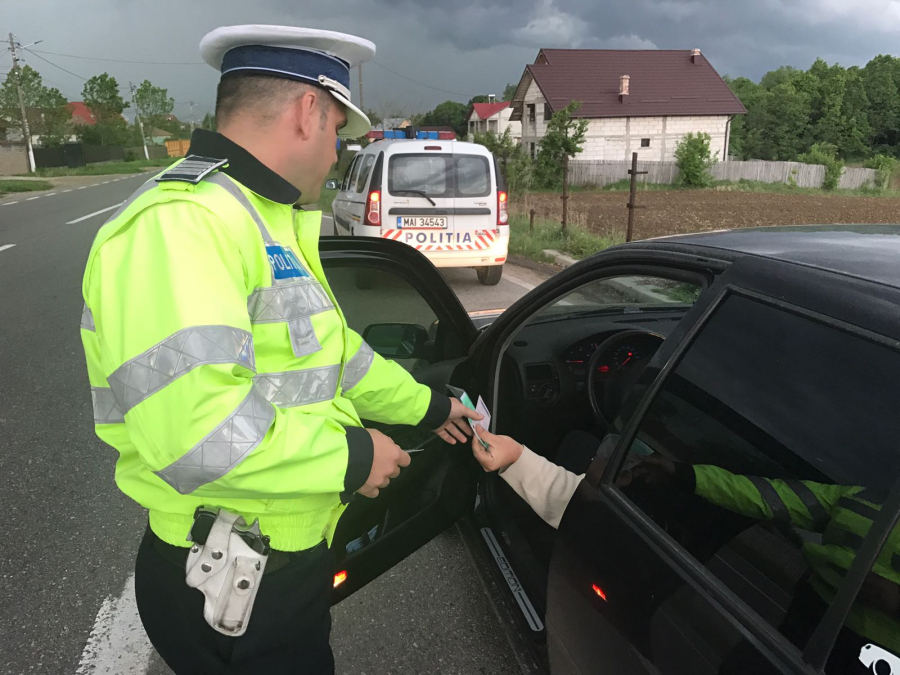 Prieteni cercetați penal după o plimbare cu mașina