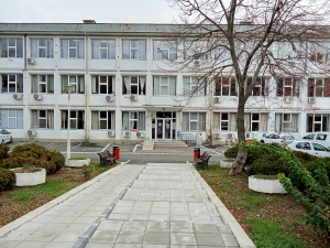 Zece oferte pentru renovarea unei clădiri de pe strada Traian