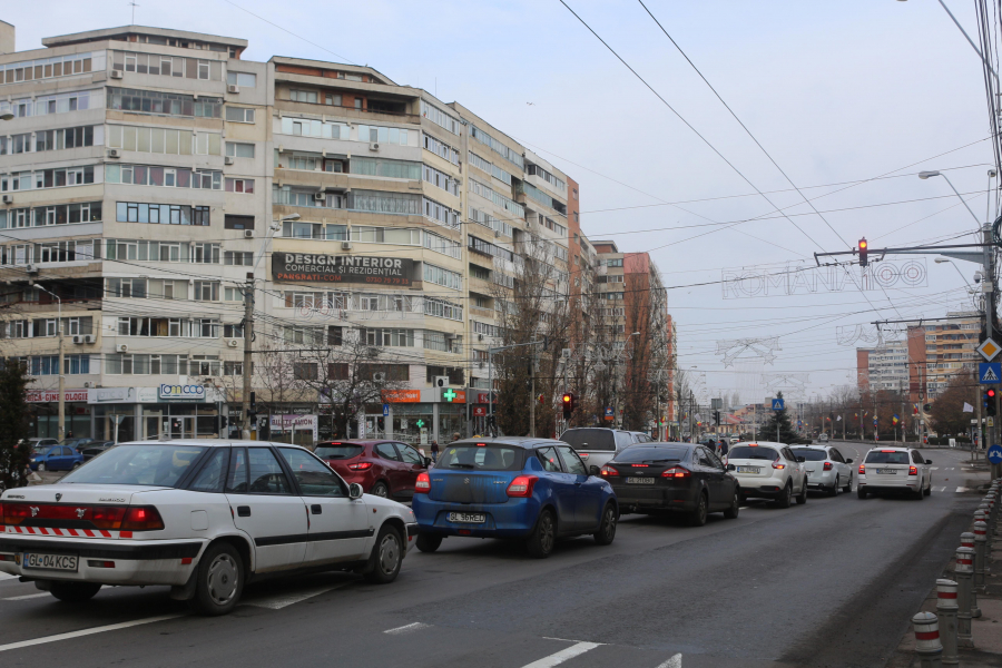 Guvernul vrea să amâne rambursarea taxei auto