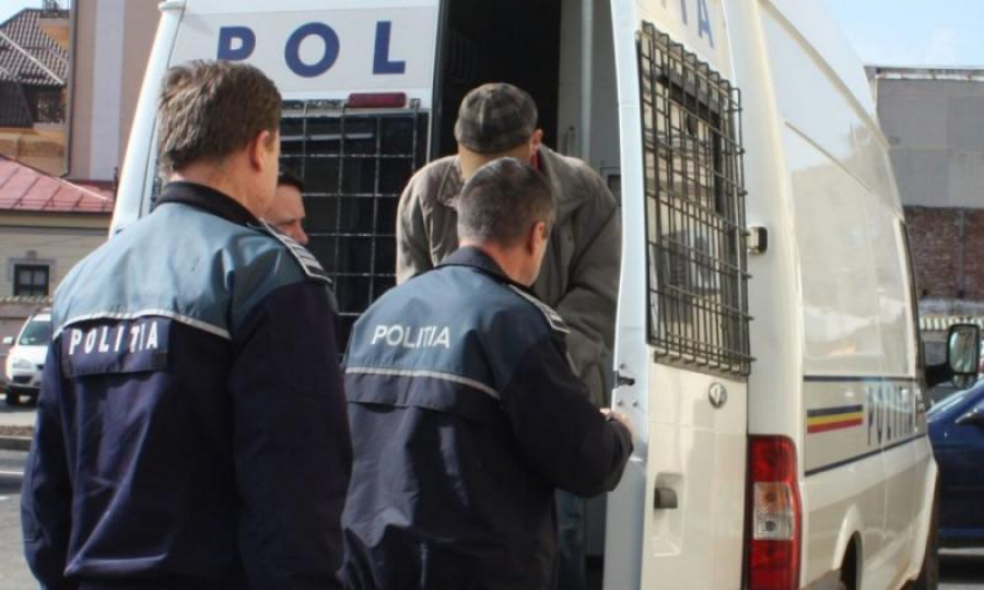 Recidivist cu state vechi, arestat pentru tentativă de crimă