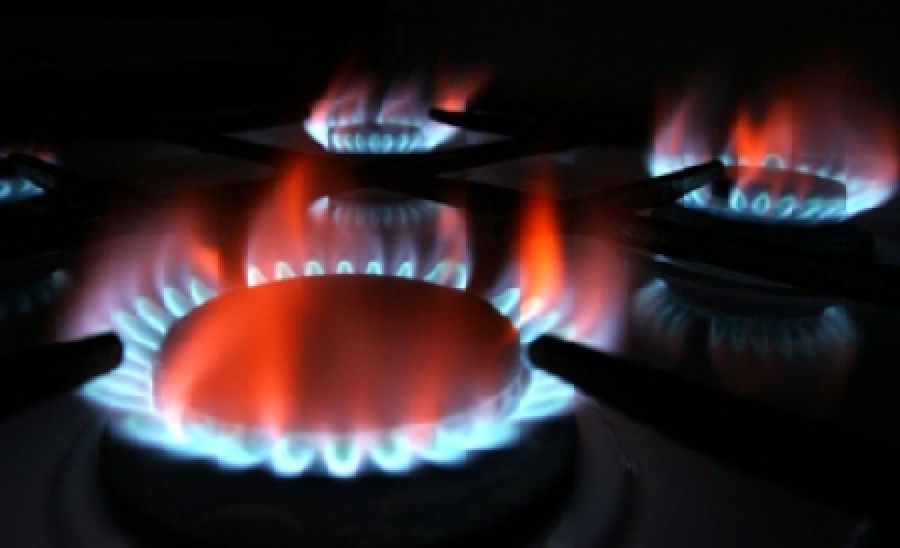 Populaţia va plăti din septembrie cu 5 la sută mai mult pentru gazele naturale