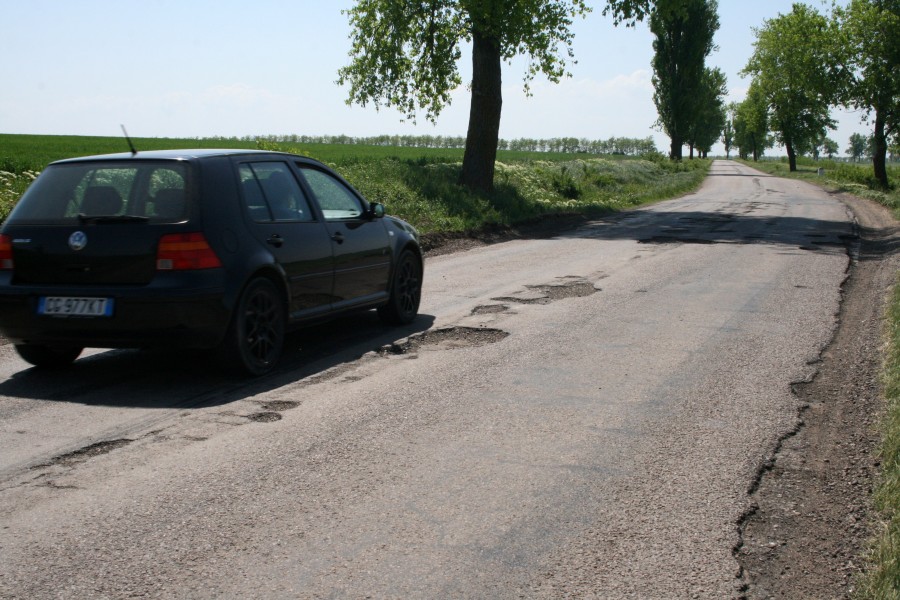 Drumurile din judeţul Galaţi, moartea maşinilor