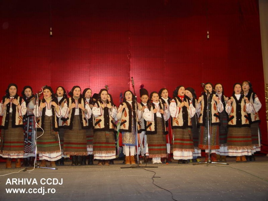 FESTIVAL DE COLINDE, la Muzeul de Ştiinţele Naturii