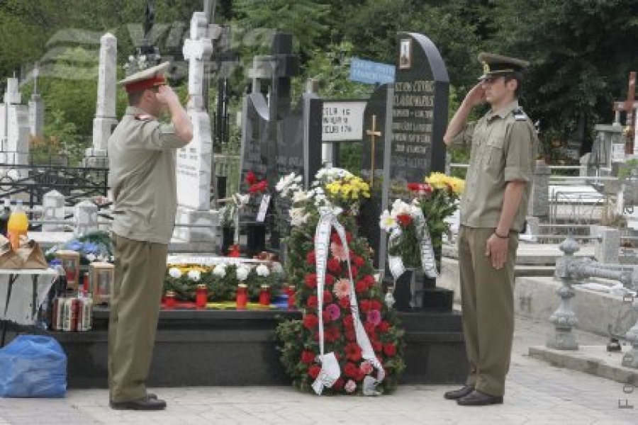 Un an de la moartea, în Afganistan, a soldatului Marius Claudiu Covrig