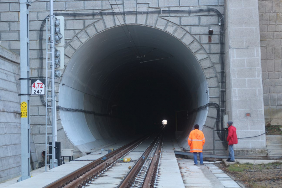 Tunelul Fileşti – construit în doi ani, reparat în două decenii