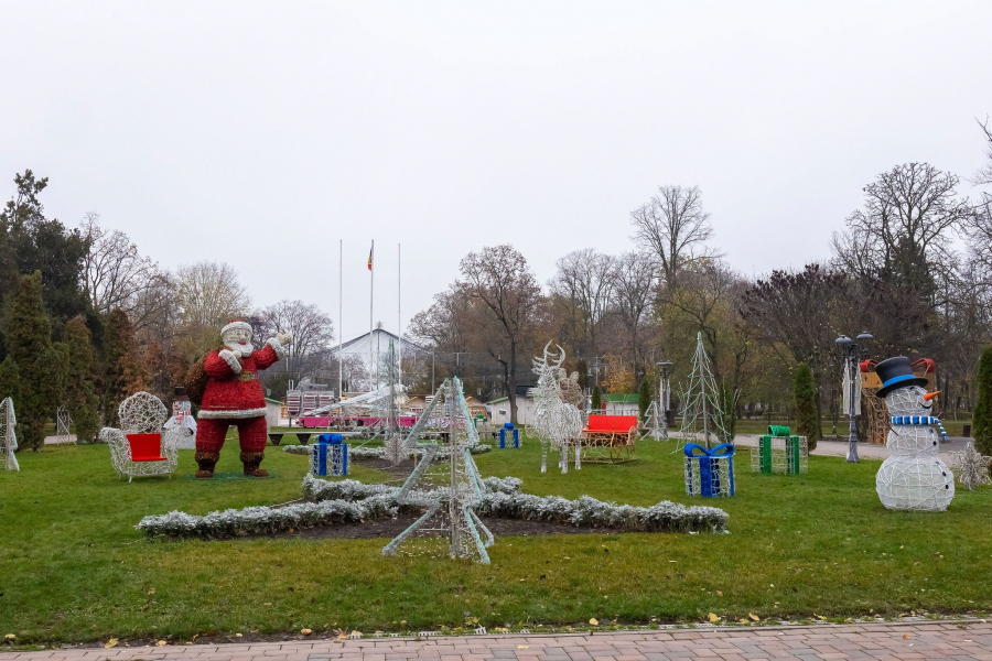 Grădina Publică se transformă în Tărâmul lui Moş Crăciun