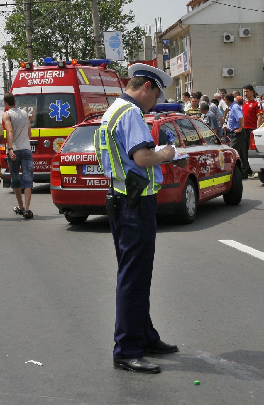 Suntem deficitari la disciplină rutieră! Doi pietoni au fost călcaţi pe zebră în 45 de minute