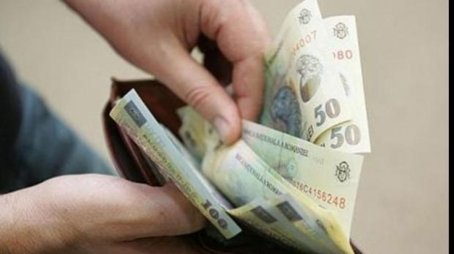 Salariul mediu net a ajuns la 3.298 de lei