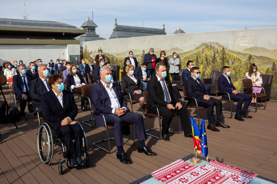 Primarul şi Consiliul Local au depus jurământul. Pentru patru ani în slujba cetăţenilor Galaţiului (FOTO)