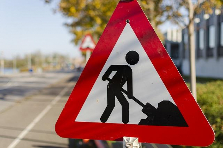 Risc de avarie majoră la rețeaua de apă. Traseul 24 este deviat, iar patru stații, suspendate