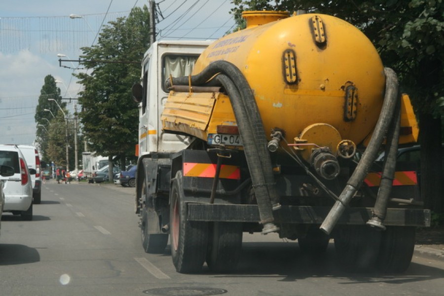 Combustibil la discreţie - Taxiurile de la Apă Canal