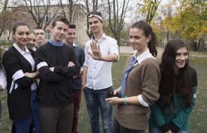 Elevii gălăţeni, în grevă japoneză: &quot;Educaţia este o investiţie, nu o cheltuială&quot;
