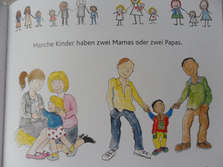 Educaţia copilului în Germania / De la poveşti despre divorţ, la istorii despre relaţiile gay