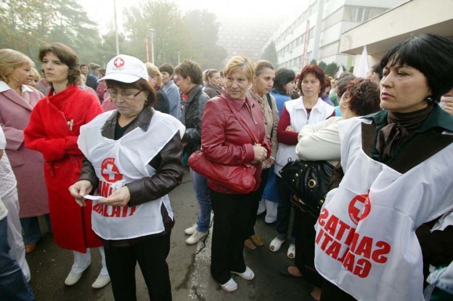 50 de sindicalişti gălăţeni din sistemul de sănătate vor PICHETA Parlamentul