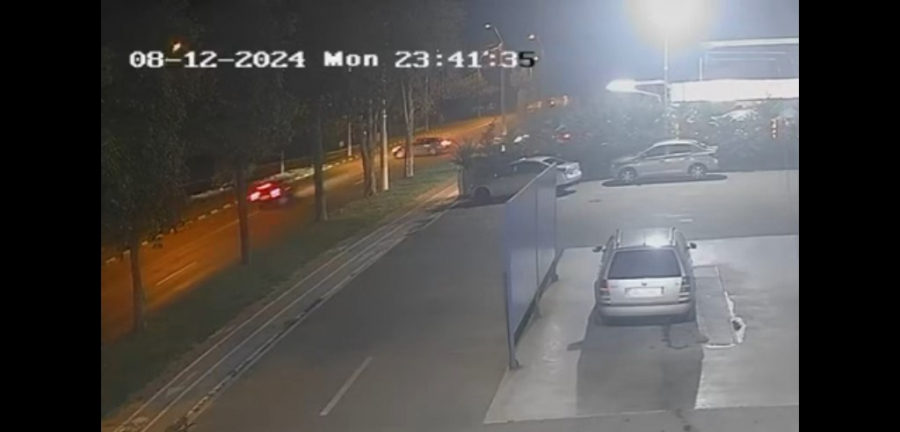 Cinci persoane, rănite la ieșirea dintr-o spălătorie