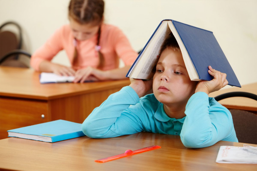 Analfabetismul funcțional, o realitate alarmantă. Patru din zece români nu înţeleg un text simplu sau nu ştiu să efectueze calcule elementare