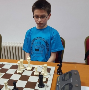Ionuţ Dobrin, CALIFICAT în lotul pentru Europenele de şah. Și tu îl POȚI AJUTA să ajungă în capitala Cehiei