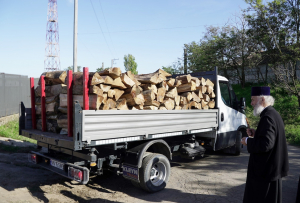 Lemne de foc pentru sinistraţii din judeţul Galaţi