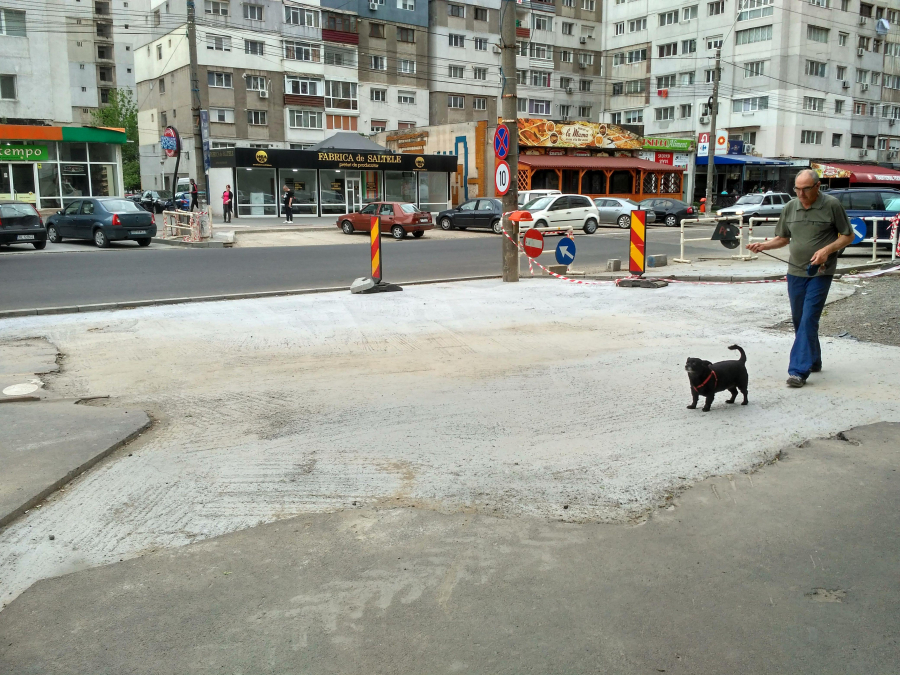 Intervenţie de urgenţă. Cât a costat remedierea tasării de pe strada Brăilei (FOTO)