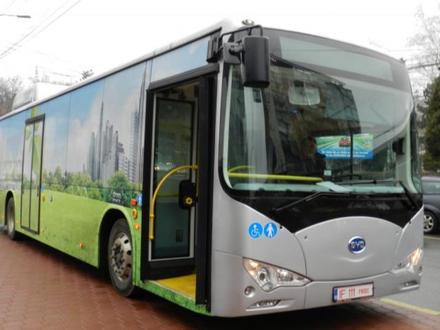 Primul AUTOBUZ ELECTRIC din oraş! Va circula alternativ, pe toate TRASEELE importante din Galaţi 