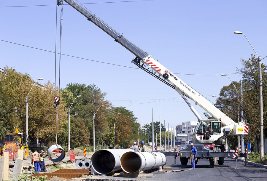 Circulaţie mai puţin restricţionată pe Siderurgiştilor