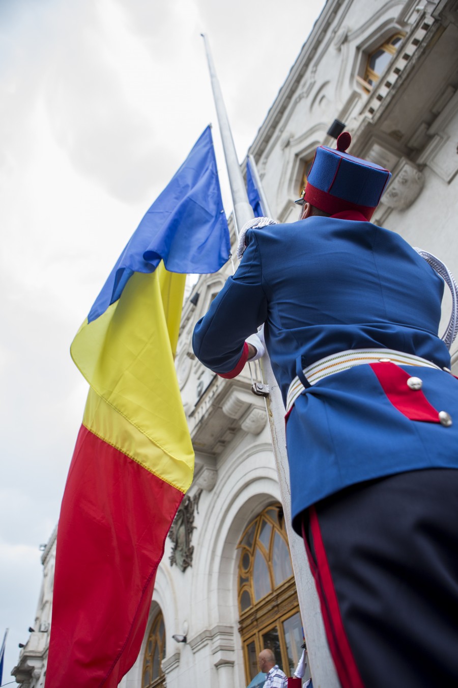 O nouă campanie: "Noii români", în vizorul "Vieţii libere"