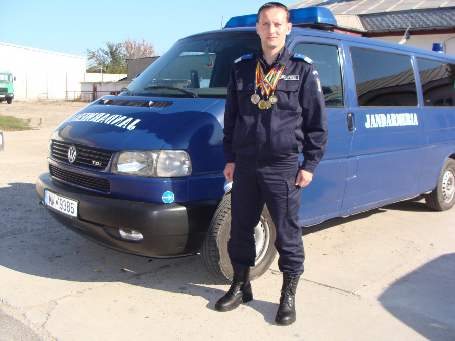 Glorie şi medalii pentru jandarmul Sergiu Onofrei 