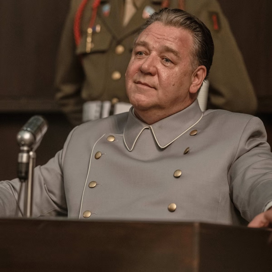 Russell Crowe şi Rami Malek, în „Nuremberg”