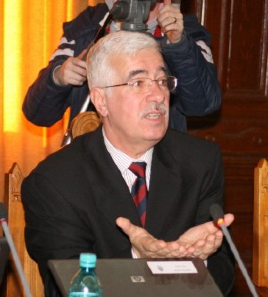 Viceprimarul Florin Popa, reconfirmat în funcţia de preşedinte al Municipalei PSD