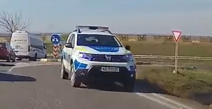 Polițist în misiune, pe contrasens (VIDEO)