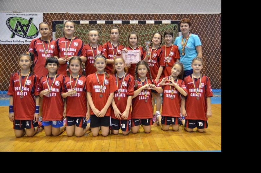 MINIHANDBAL/ UNITED, medaliate cu BRONZ