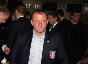 Dorinel Munteanu îşi va continua cariera pe banca tehnică a „oţelarilor”