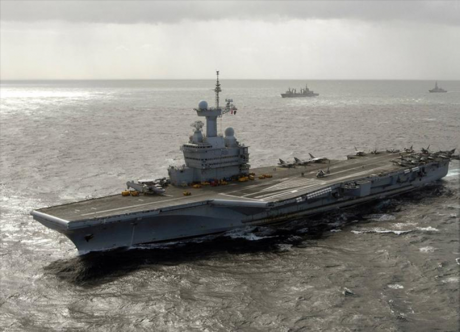 Franţa preia comanda forţelor navale din Golf
