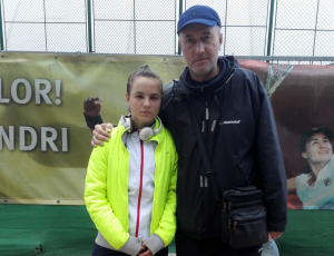 Bianca Bulat şi antrenorul său, Marian Dimulescu