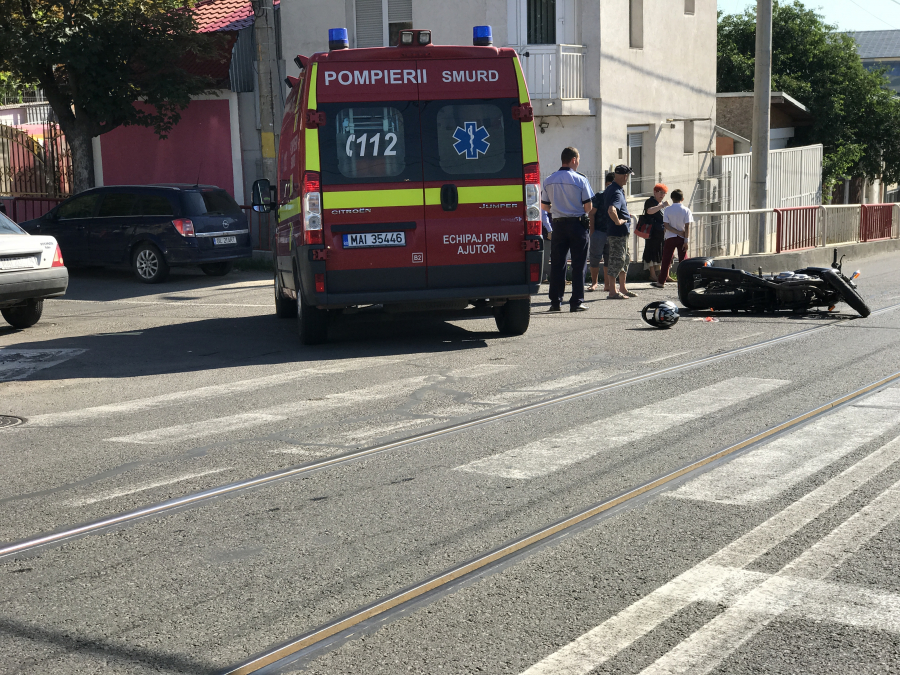 Accident produs de un şofer septuagenar într-o intersecţie din Galaţi