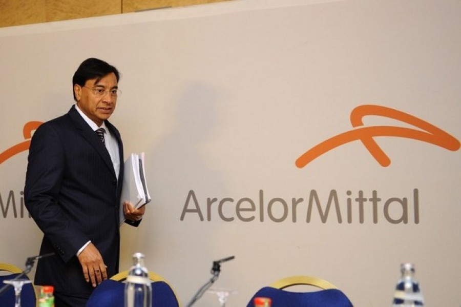 Lakshmi Mittal a venit la Bucureşti pentru a discuta cu Ponta despre preţul energiei