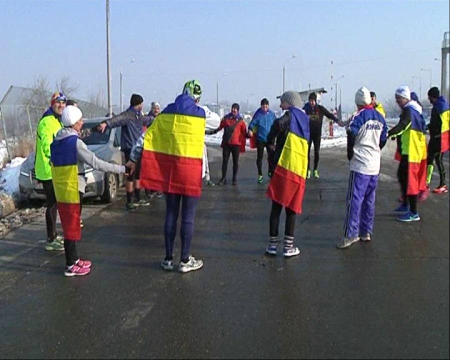 SEMIMARATON la -14 grade Celsius, la Galaţi. ZIUA UNIRII, marcată prin sport