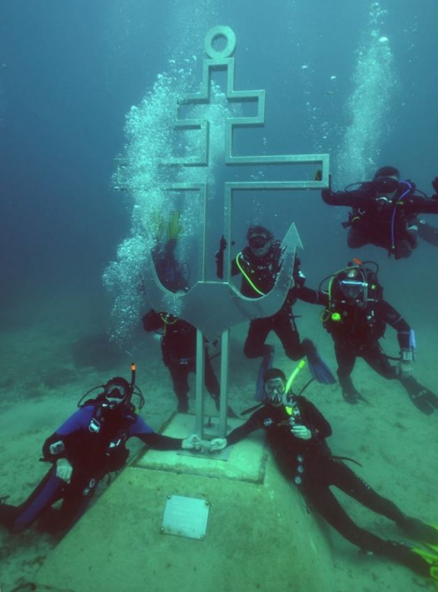 Ruşii construiesc prima biserică subacvatică