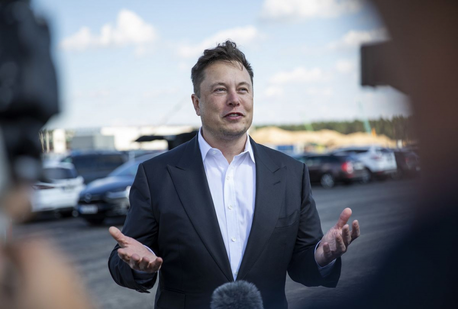 Cum a „sărăcit” Elon Musk cu 100 miliarde de dolari